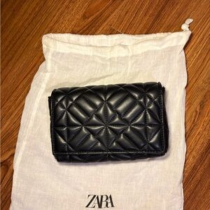 ZARA Black Quilted Purse